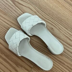 Marc Fischer White Mules